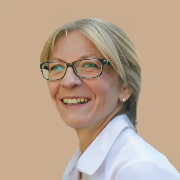 Selbstständiges, unabhängiges Mitglied der Klassifizierungskommission – Ellen Hauser